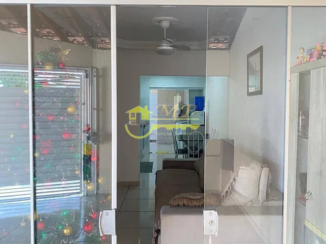 Casa 2 quartos e 2 banheiros, à venda, no bairro Loteamento Residencial Campina Verde em Campinas