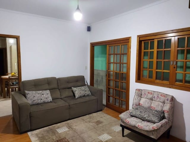 Casa com 125m² 2 quartos e 2 banheiros, à venda, no bairro Jardim Independência em Taubaté