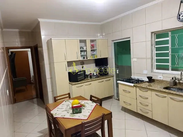 Casa com 125m² 2 quartos e 2 banheiros, à venda, no bairro Jardim Independência em Taubaté