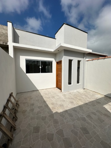 Casa 2 quartos e 2 banheiros, à venda, no bairro Residencial Pasin em Pindamonhangaba