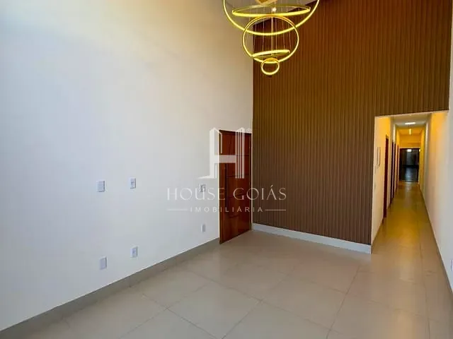 Casa com 185m² 3 quartos e 2 banheiros, à venda, no bairro Independência em Aparecida de Goiânia