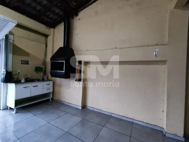Casa com 240m² 2 quartos e 2 banheiros, à venda, no bairro Efapi em Chapecó