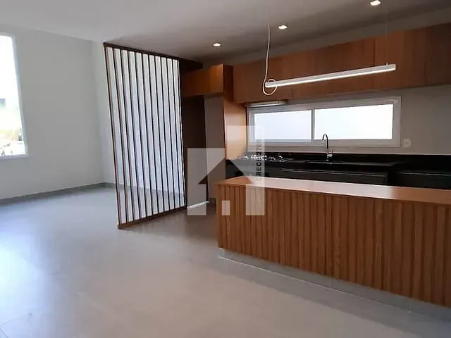 Casa com 300m² 3 quartos e 4 banheiros, à venda, no bairro São Venâncio em Itupeva