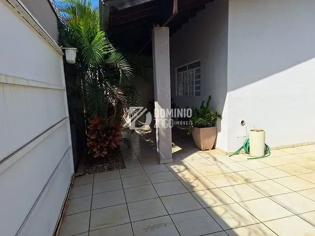 Casa com 287m² 3 quartos e 3 banheiros, à venda, no bairro Vila Olímpica em Uberaba