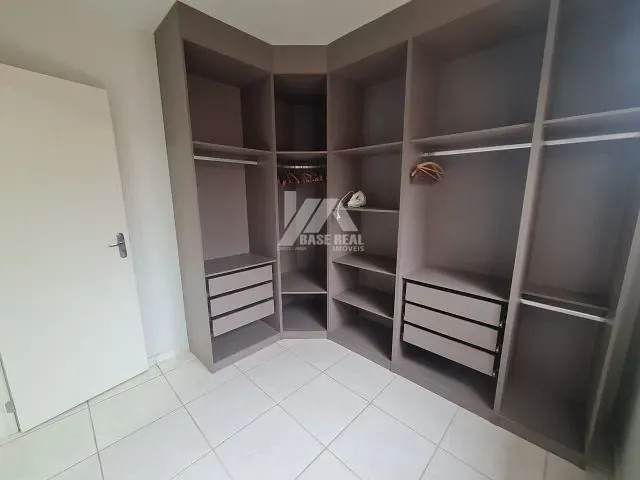 Casa 2 quartos e 1 banheiro, à venda, no bairro Oficinas em PONTA GROSSA