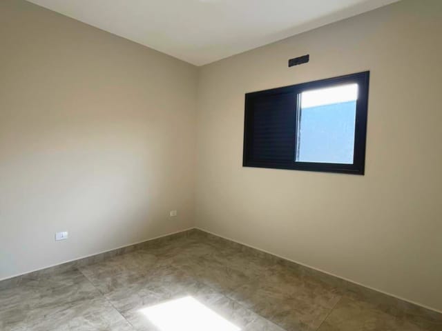 Casa com 176m² 3 quartos e 2 banheiros, à venda, no bairro Loteamento Industrial Água Preta em Pindamonhangaba