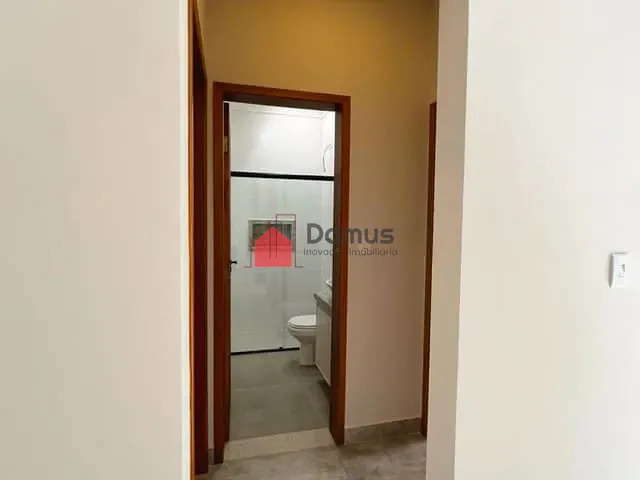 Casa com 176m² 3 quartos e 2 banheiros, à venda, no bairro Loteamento Industrial Água Preta em Pindamonhangaba