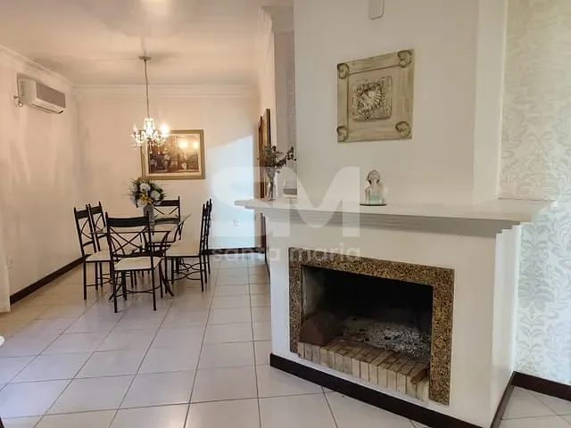 Casa 4 quartos e 3 banheiros, à venda, no bairro Palmital em Chapecó