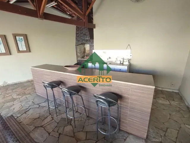Casa com 720m² 3 quartos e 4 banheiros, à venda, no bairro Jardim Nova Yorque em Araçatuba