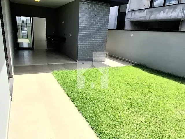 Casa com 300m² 3 quartos e 4 banheiros, à venda, no bairro São Venâncio em Itupeva