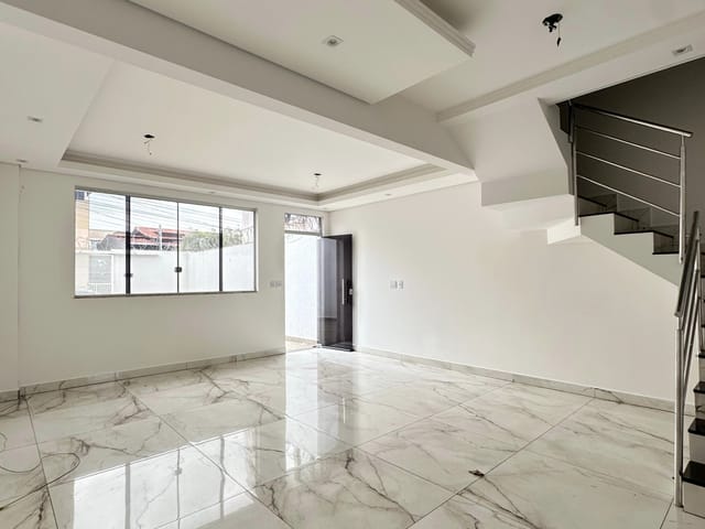 Foto do Casa - Casa à venda com 3 quartos (1 suíte) , lazer com churrasqueira e 3 vagas, Santa Mônica, Belo Horizonte, MG | Deltalar Imóveis