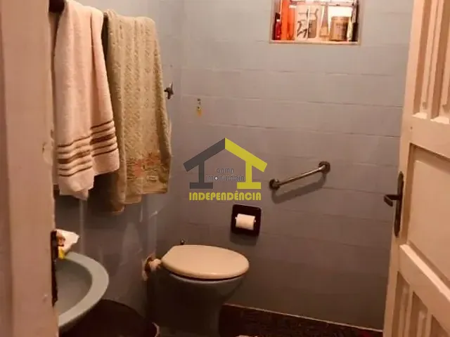 Casa com 200m² 2 quartos e 2 banheiros, à venda, no bairro Jaguaribe em Osasco