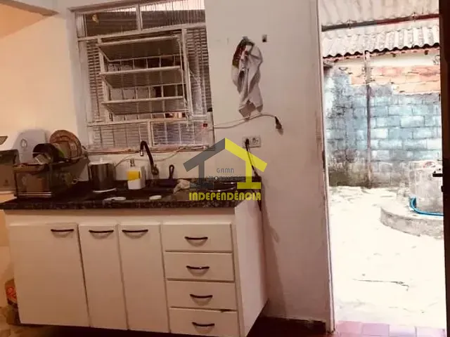 Casa com 200m² 2 quartos e 2 banheiros, à venda, no bairro Jaguaribe em Osasco