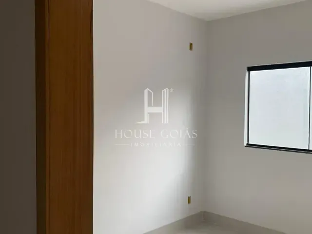 Casa com 204m² 3 quartos e 2 banheiros, à venda, no bairro Jardim Buriti Sereno em Aparecida de Goiânia