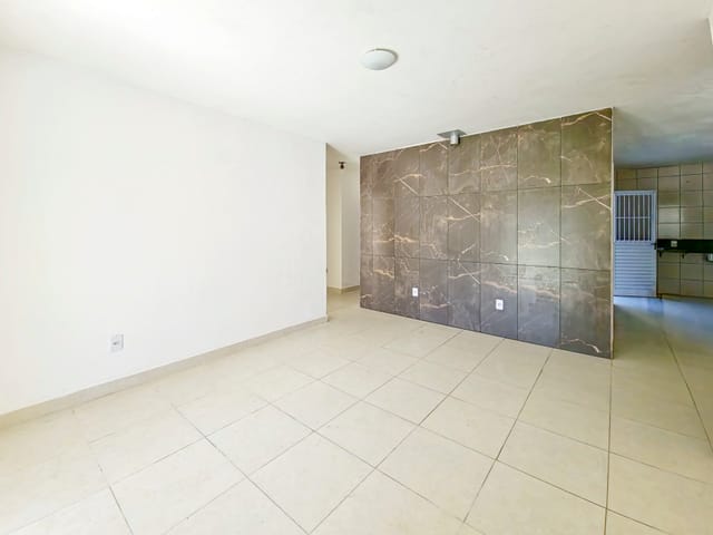 Foto do Casa - Casa para venda no Laranjal, Pelotas/RS: 2 dormitórios, 1 sala, 1 banheiro, 1 vaga de garagem, 100 m², com churrasqueira, piscina e aquecimento elétrico. | UP Imóveis