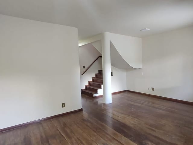 Foto do Casa - Casa Colonial 2 pavimentos, 3 quartos, 3 banheiros, 4 vagas com quintal e churrasqueira, Bairro Planalto, Belo Horizonte, MG | Deltalar Imóveis