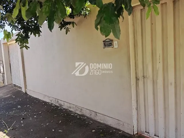 Casa com 234m² 2 quartos e 1 banheiro, à venda, no bairro Boa Vista em Uberaba