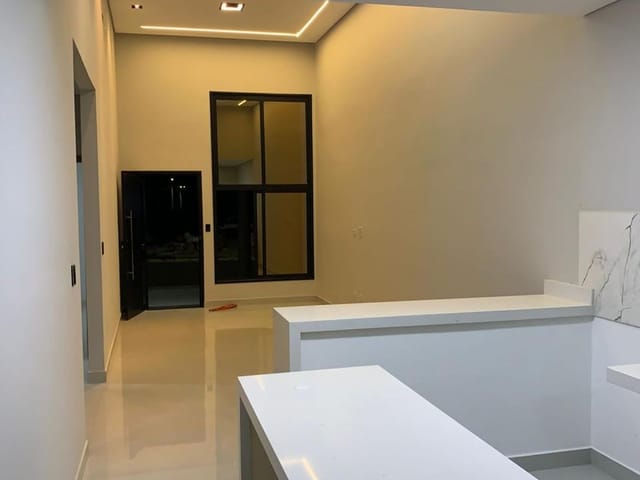 Casa com 175m² 3 quartos e 2 banheiros, à venda, no bairro Loteamento Industrial Água Preta em Pindamonhangaba