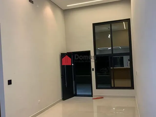Casa com 175m² 3 quartos e 2 banheiros, à venda, no bairro Loteamento Industrial Água Preta em Pindamonhangaba