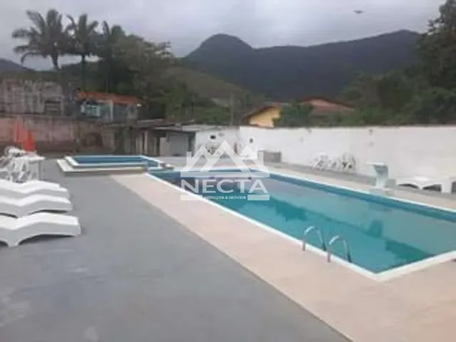 Casa com 133m² 1 quarto e 1 banheiro, à venda, no bairro Jardim Casa Branca em Caraguatatuba