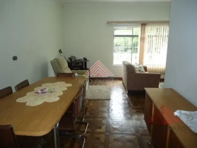 Casa com 387m² 2 quartos e 1 banheiro, à venda, no bairro Vila Assis Brasil em Mauá