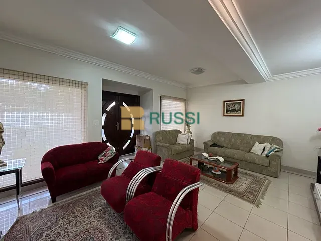 Casa com 360m² 3 quartos e 5 banheiros, à venda, no bairro Jardim das Colinas em Avenida Paul Harris