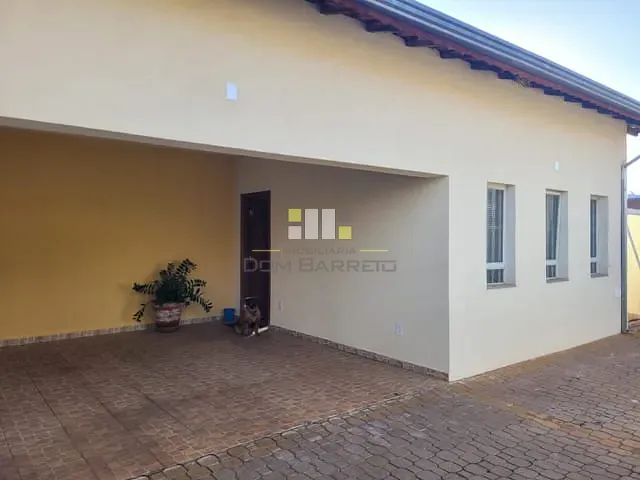 Casa com 356m² 3 quartos e 1 banheiro, à venda, no bairro Jardim Macarenko em Sumaré