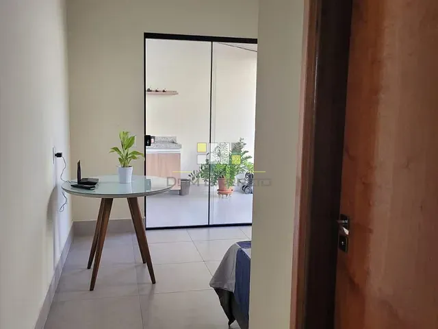 Casa com 356m² 3 quartos e 1 banheiro, à venda, no bairro Jardim Macarenko em Sumaré