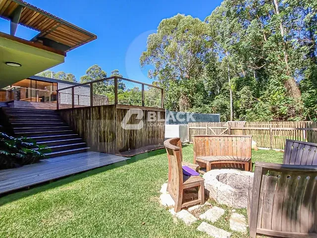 Casa com 2010m² 5 quartos e 7 banheiros, à venda ou para alugar, no bairro Pinheirinho em Itu