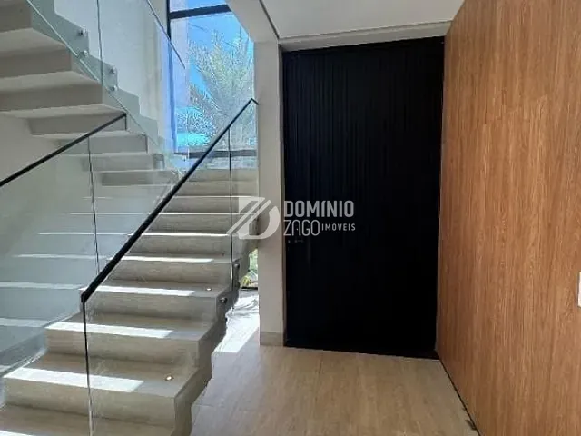 Casa com 384m² 4 quartos e 2 banheiros, à venda, no bairro Recreio dos Bandeirantes em Uberaba