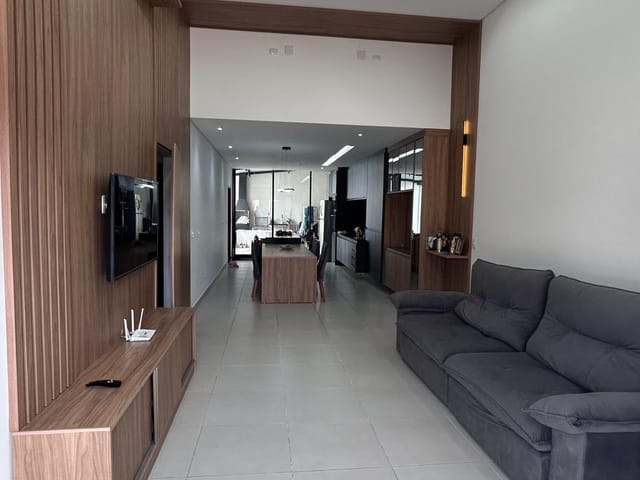 Casa com 175m² 3 quartos e 2 banheiros, à venda, no bairro Nossa Senhora do Perpétuo Socorro em Pindamonhangaba