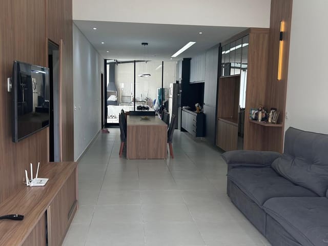 Casa com 175m² 3 quartos e 2 banheiros, à venda, no bairro Nossa Senhora do Perpétuo Socorro em Pindamonhangaba