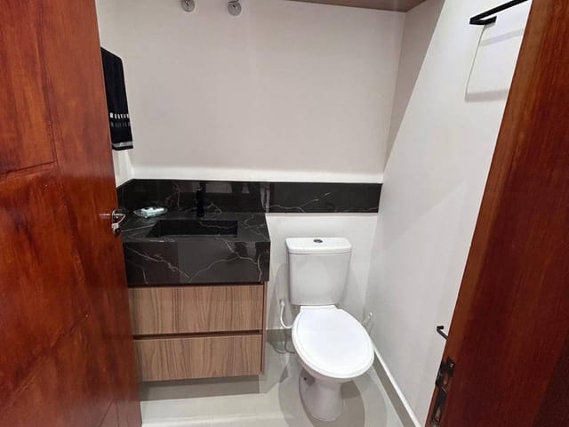 Casa com 175m² 3 quartos e 2 banheiros, à venda, no bairro Nossa Senhora do Perpétuo Socorro em Pindamonhangaba
