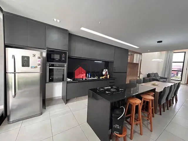 Casa com 175m² 3 quartos e 2 banheiros, à venda, no bairro Nossa Senhora do Perpétuo Socorro em Pindamonhangaba