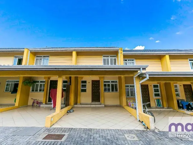 Casa com 61m² 2 quartos e 2 banheiros, para alugar, no bairro Boqueirão em Curitiba