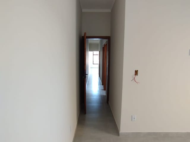 Casa com 175m² 3 quartos e 2 banheiros, à venda, no bairro Loteamento Industrial Água Preta em Pindamonhangaba