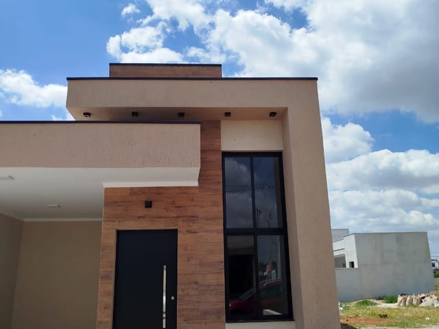Casa com 175m² 3 quartos e 2 banheiros, à venda, no bairro Loteamento Industrial Água Preta em Pindamonhangaba