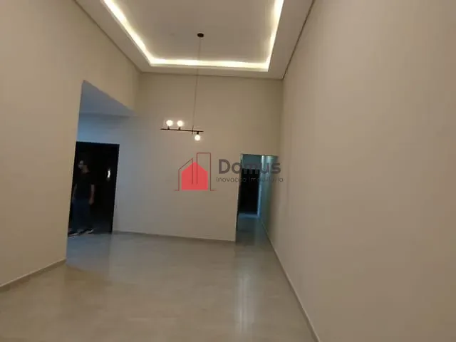 Casa com 175m² 3 quartos e 2 banheiros, à venda, no bairro Loteamento Industrial Água Preta em Pindamonhangaba
