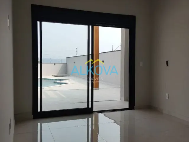 Casa com 425m² 3 quartos e 4 banheiros, à venda, no bairro Residencial Colinas em Caçapava