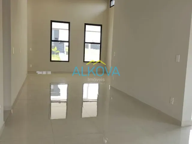 Casa com 425m² 3 quartos e 4 banheiros, à venda, no bairro Residencial Colinas em Caçapava