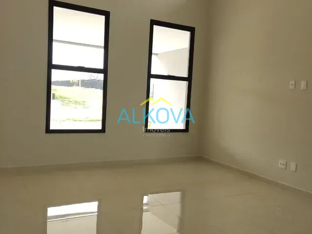Casa com 425m² 3 quartos e 4 banheiros, à venda, no bairro Residencial Colinas em Caçapava