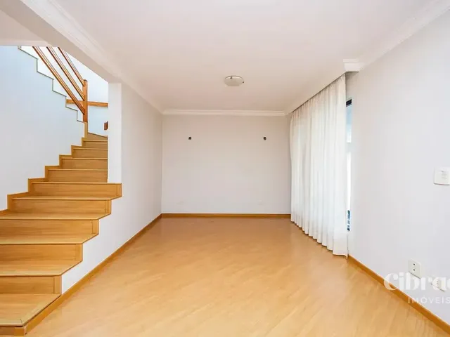 Casa com 586m² 3 quartos e 3 banheiros, para alugar, no bairro Abranches em Curitiba