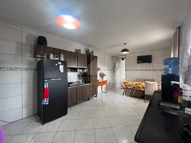 Casa com 300m² 5 quartos e 3 banheiros, à venda, no bairro Jardim Santa Tereza em Rio Grande da Serra