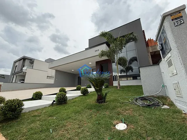 Casa com 300m² 3 quartos e 5 banheiros, à venda, no bairro Jardim Residencial Dona Maria Candida em Indaiatuba
