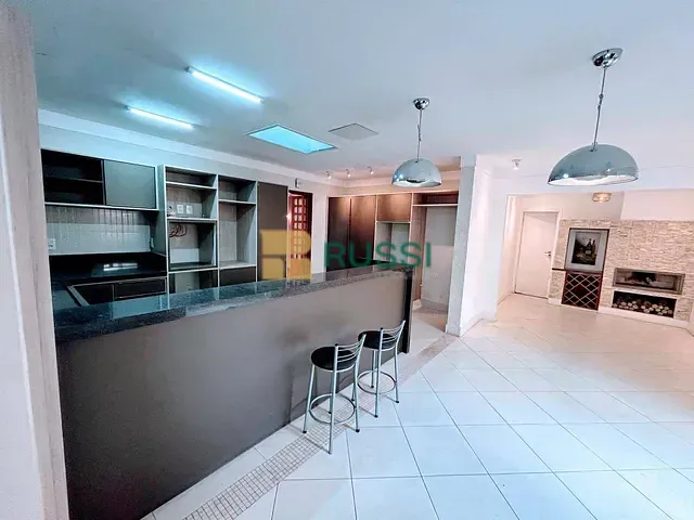 Casa com 600m² 4 quartos e 4 banheiros, à venda, no bairro Condomínio Residencial Floresta em São José dos Campos