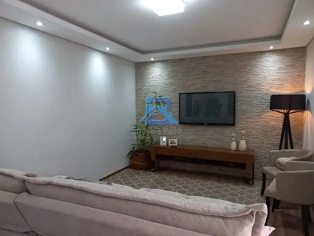Casa com 221m² 3 quartos e 1 banheiro, à venda, no bairro Vila Brasileira em Itatiba