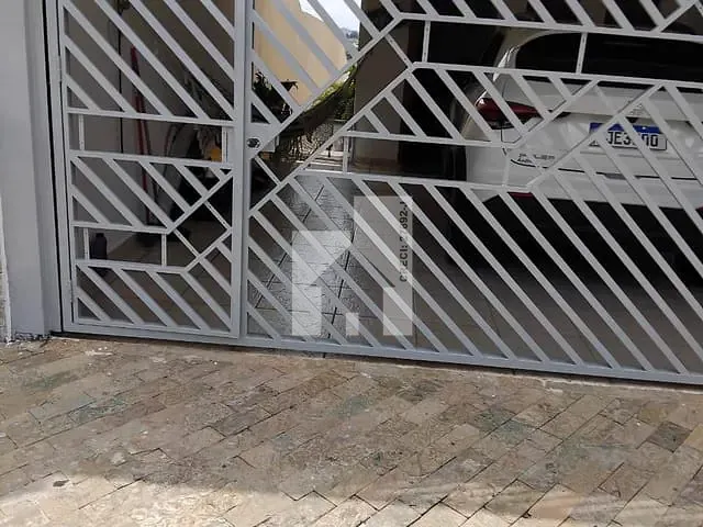 Casa 3 quartos e 2 banheiros, à venda, no bairro Parque Cidade Jardim em Jundiaí