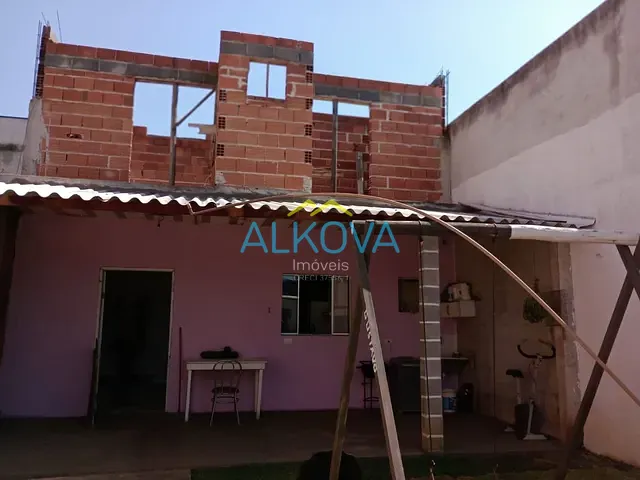 Casa com 175m² 2 quartos e 1 banheiro, à venda, no bairro Recanto dos Eucaliptos em São José dos Campos