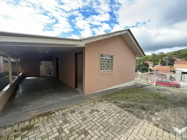 Casa 3 quartos e 1 banheiro, para alugar, no bairro Centro em Campo Magro
