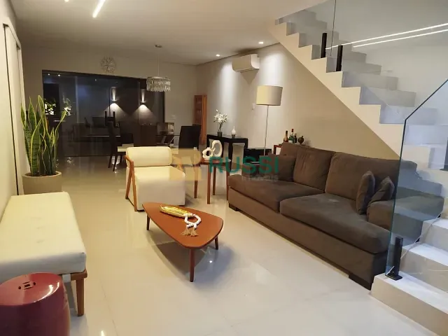 Casa 3 quartos e 4 banheiros, à venda, no bairro Urbanova em São José dos Campos